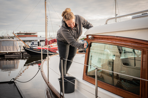 Cleaning your vessel